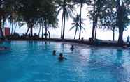 Swimming Pool 2 Anyer Cottage Hotel Beach Resort