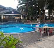 Swimming Pool 4 Anyer Cottage Hotel Beach Resort