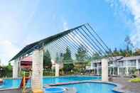 Swimming Pool Villa Istana Bunga - Hosta