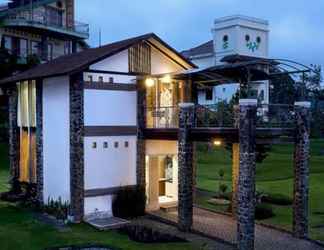 Exterior 2 Villa Istana Bunga - Anyelir