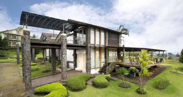 ภายนอกอาคาร Villa Alila by Vila Istana Bunga