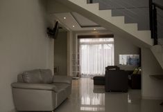 ロビー 2 Villa Istana Bunga - Gracia