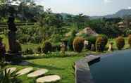 Swimming Pool 3 Sawah Indah Villa