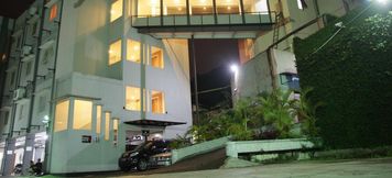 Bangunan 3 Bukit Dago Hotel 