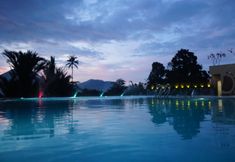 Swimming Pool 3 Jhoanie Hotel