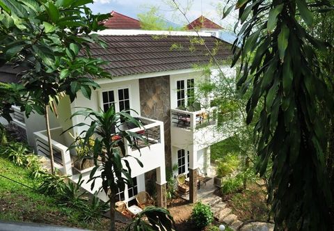 ภายนอกอาคาร Hotel Minahasa Manado
