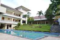 Kolam Renang Ole Suites Cottage