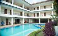 Kolam Renang 5 Ole Suites Cottage