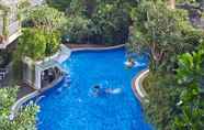 Swimming Pool 4 Jambuluwuk Malioboro Hotel Yogyakarta