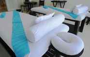 Perkhidmatan Hotel 2 Rumah Luwih Beach Resort Bali