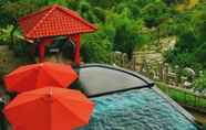 Kolam Renang 3 Dago Highland Resort 