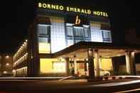 ภายนอกอาคาร Borneo Emerald Hotel