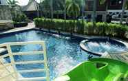 Kolam Renang 3 BJ Perdana Hotel