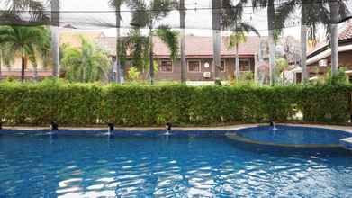 Swimming Pool 4 BJ Perdana Hotel