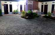 Exterior 3 Griya Sumber Rejeki Homestay