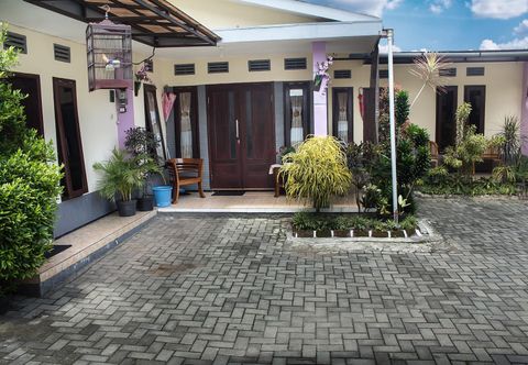 Lobby Griya Sumber Rejeki Homestay