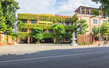 Exterior 4 Hotel & Resto Selamet