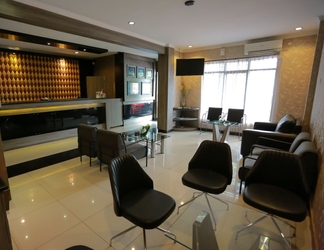 Lobby 2 Hotel & Resto Selamet