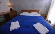 Kamar Tidur 7 Pawon Cokelat Guesthouse