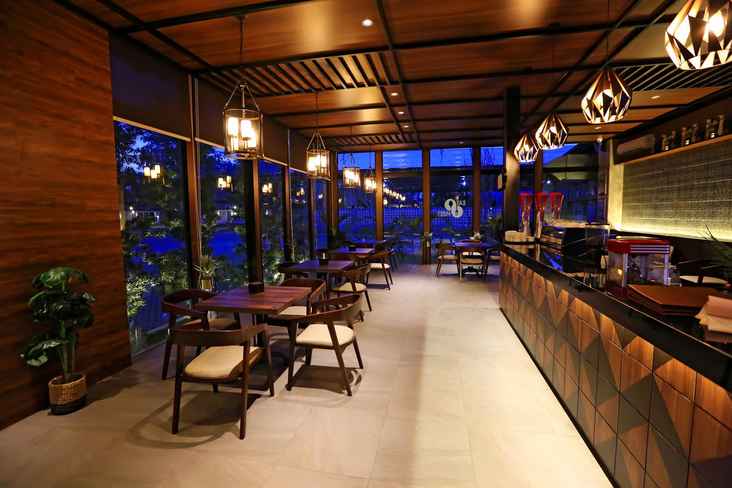 BAR_CAFE_LOUNGE New Surya Hotel 