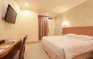 Bilik Tidur 6 Ramayana Hotel Makassar