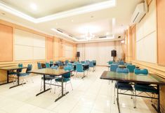 Restaurant 2 Hotel Panakkukang