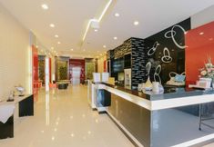 로비 2 Hotel Pengayoman