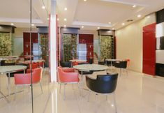 로비 7 Hotel Pengayoman