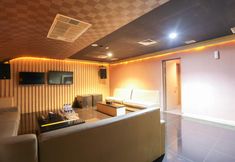 Fasilitas Hiburan 5 Grand Maleo Hotel Makassar