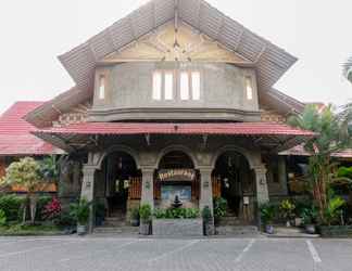 Lobby 2 Hotel Mahkota Plengkung by Ecommerceloka