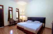 Phòng ngủ 5 Hotel Mahkota Plengkung by Ecommerceloka