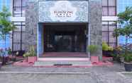 Exterior 5 OYO 884 Rumoh PMI Hotel