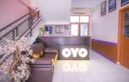 Lobby 6 OYO 884 Rumoh PMI Hotel