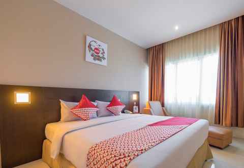 Bedroom HOTEL GRAND CELINO MAKASSAR