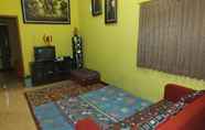 Bedroom 7 Full House 3 Bedroom at Darmo Homestay Nurya