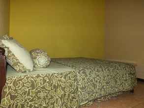Kamar Tidur 4 Full House 3 Bedroom at Darmo Homestay Nurya
