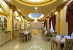Restaurant 6 Grand Town Hotel 