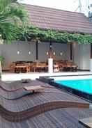 SWIMMING_POOL De Dalam Villa