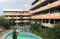 Swimming Pool Surya Indah Hotel and Restaurant