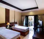 Kamar Tidur 2 Champlung Mas Hotel