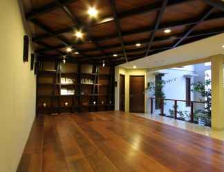 Lobby 2 Java Go Residence by Jiwa Jawa