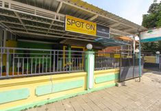 Exterior 2 SPOT ON 1931 Kampung Osing Inn