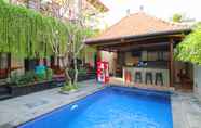 Swimming Pool 2 D'Astri Guest House