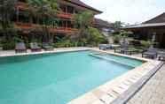 Swimming Pool 2 Beneyasa Beach Inn