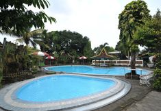 Swimming Pool 7 Hotel Batik Yogyakarta