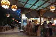 Bar, Kafe dan Lounge Lux Melati Hotel 