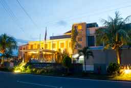 Bahamas Hotel & Resort , Rp 516.800