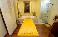 Toilet Kamar 3 Parai Beach Resort