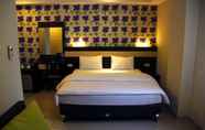 Bedroom 4 Guest Hotel Manggar