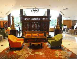 Lobi 2 Hotel Ciputra Semarang managed by Swiss-Belhotel International 